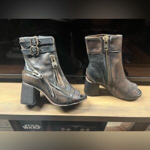 Freebird by Steven Zombie boots